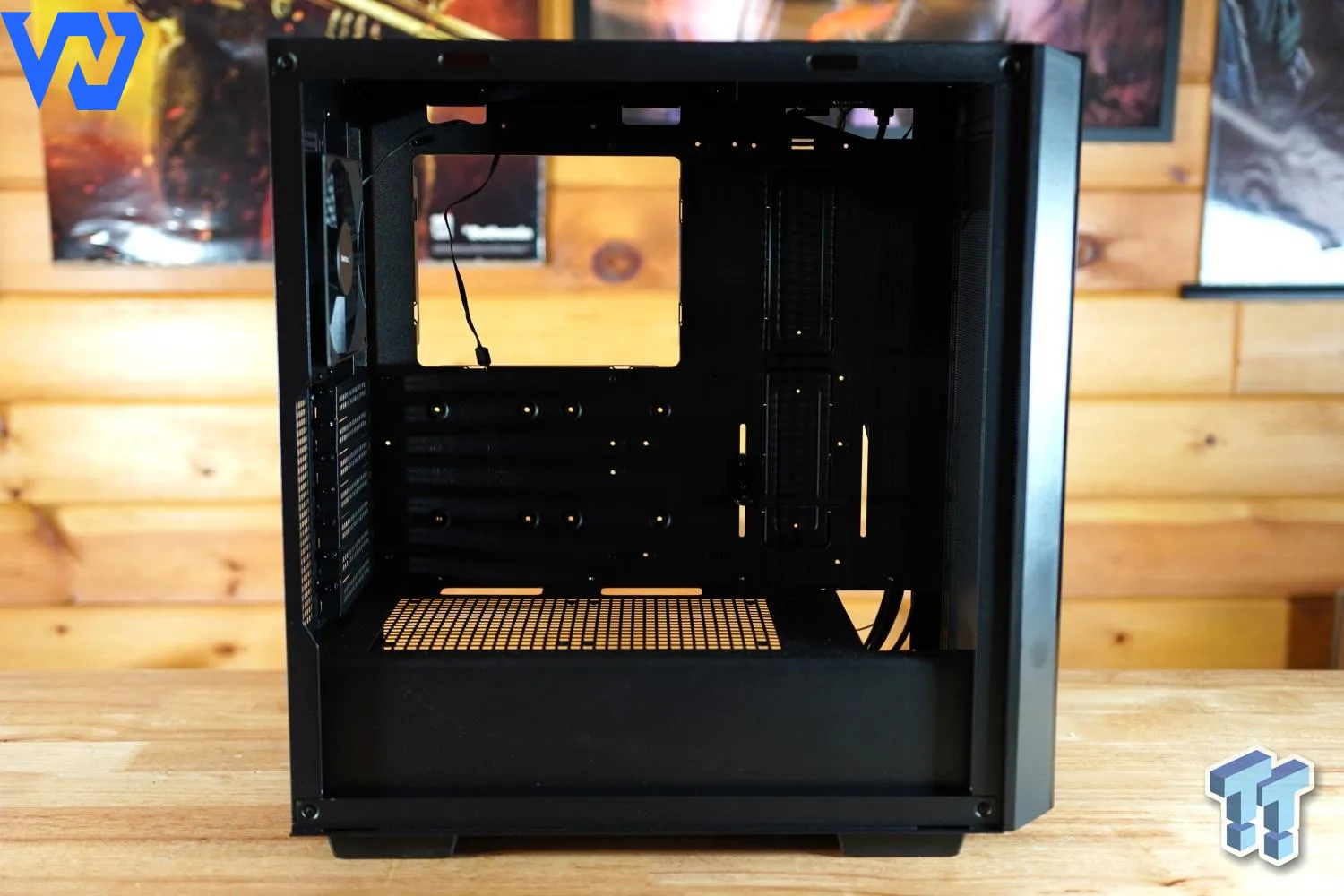 Case Máy Tính Gigabyte CH510 Mesh Digital