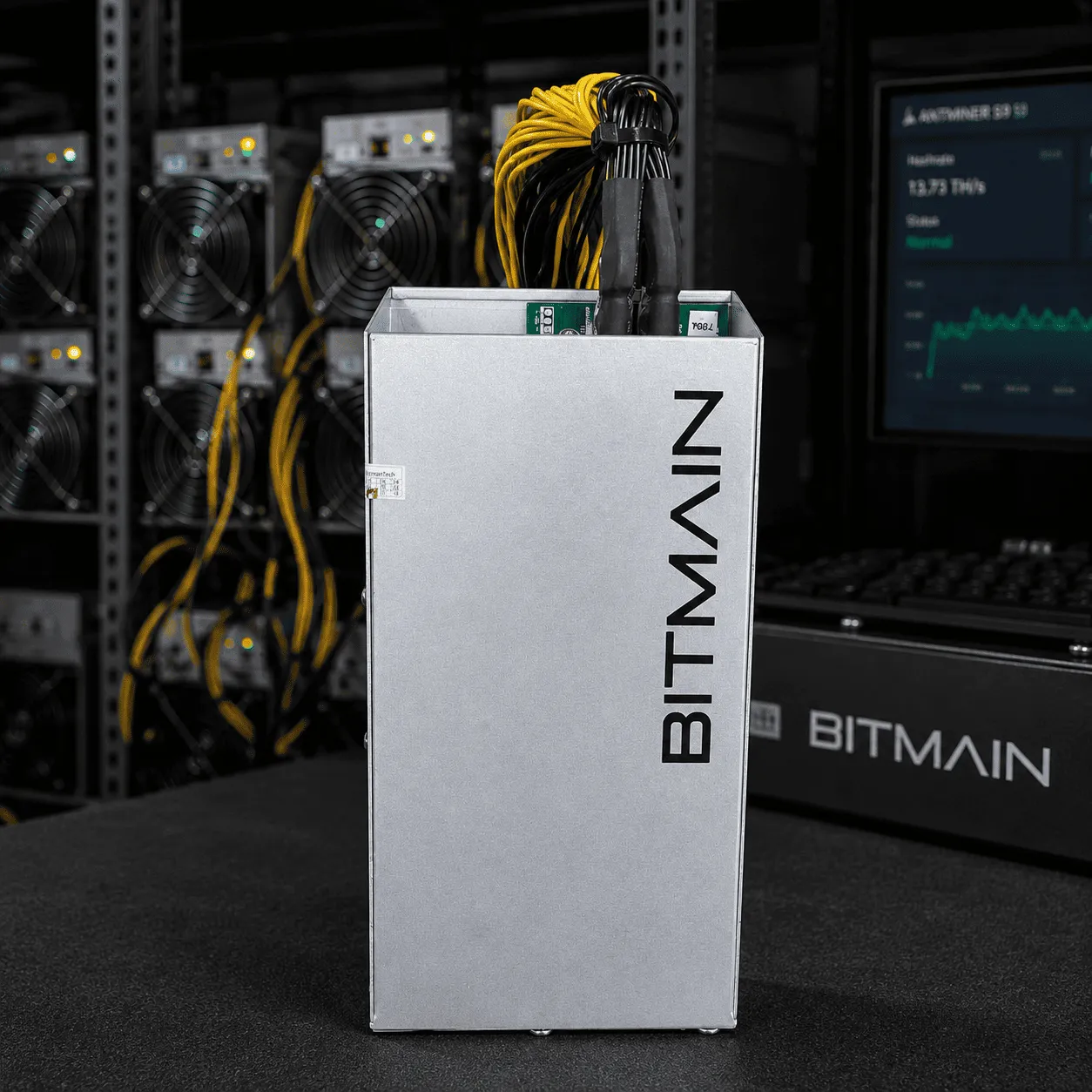 Bộ Nguồn Bitmain APW3++-12-1600-A3 Hàng Zin Tháo Máy